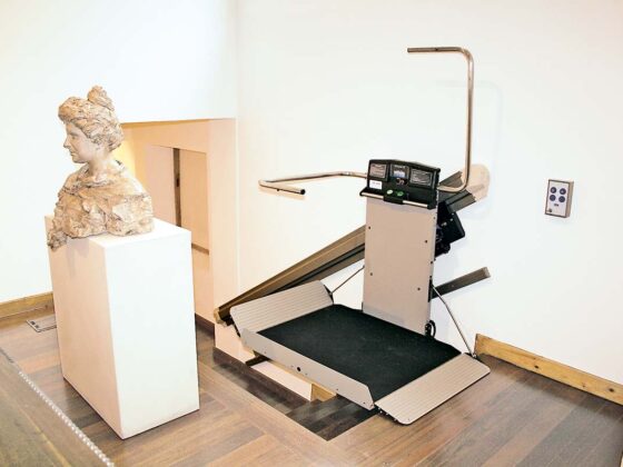 Garaventa X3 inclined platform lift 1k 1200x800