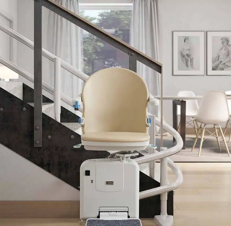 Handicare curved stairlift 2000 Smart front beige 800x1200