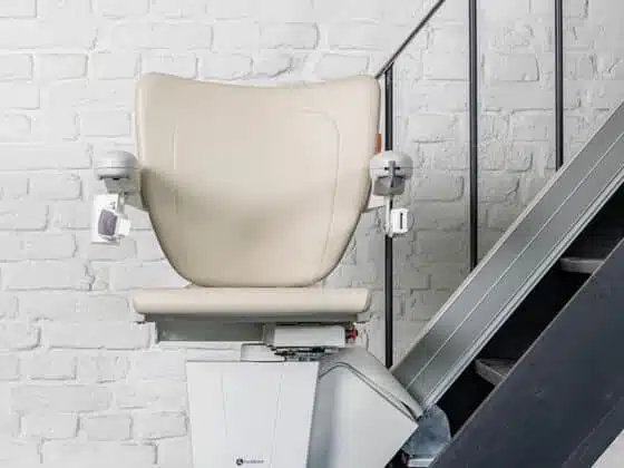 Handicare stairlift 1100 style front 800x1200