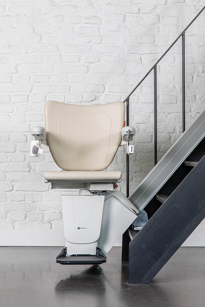 Handicare stairlift 1100 style front 800x1200