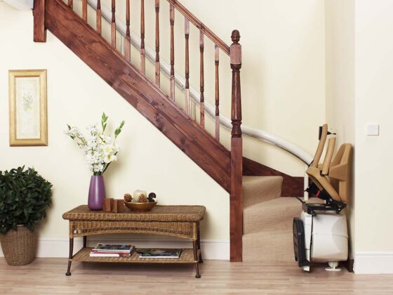 Handicare stairlift Freecurve Classic folded downstairs 1200x800