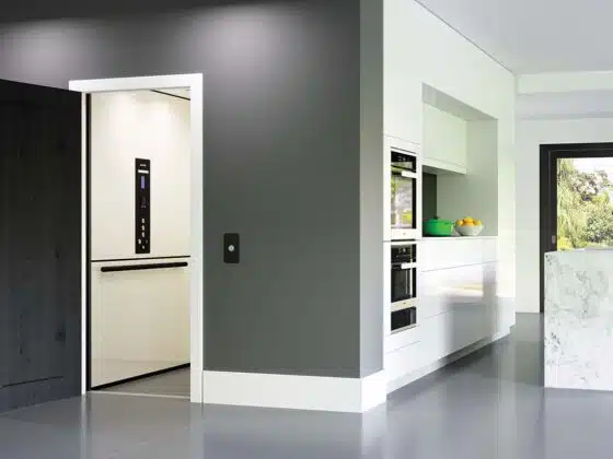 Savaria Eclipse Home Lift ultimate blk render 1200x800