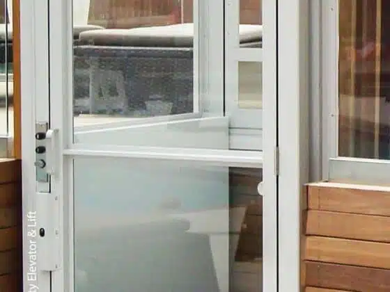 Savaria Multilift VPL residential enclosed 800x1200