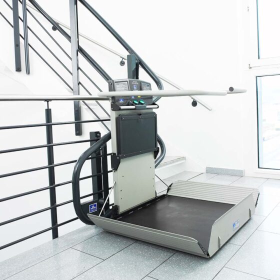 garaventa artira inclined platform lift 2558 1000x1000