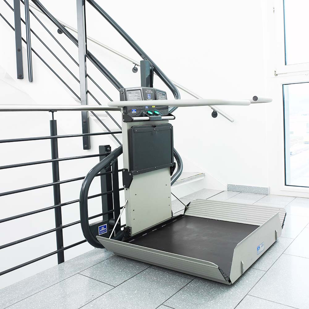 garaventa artira inclined platform lift 2558 1000x1000