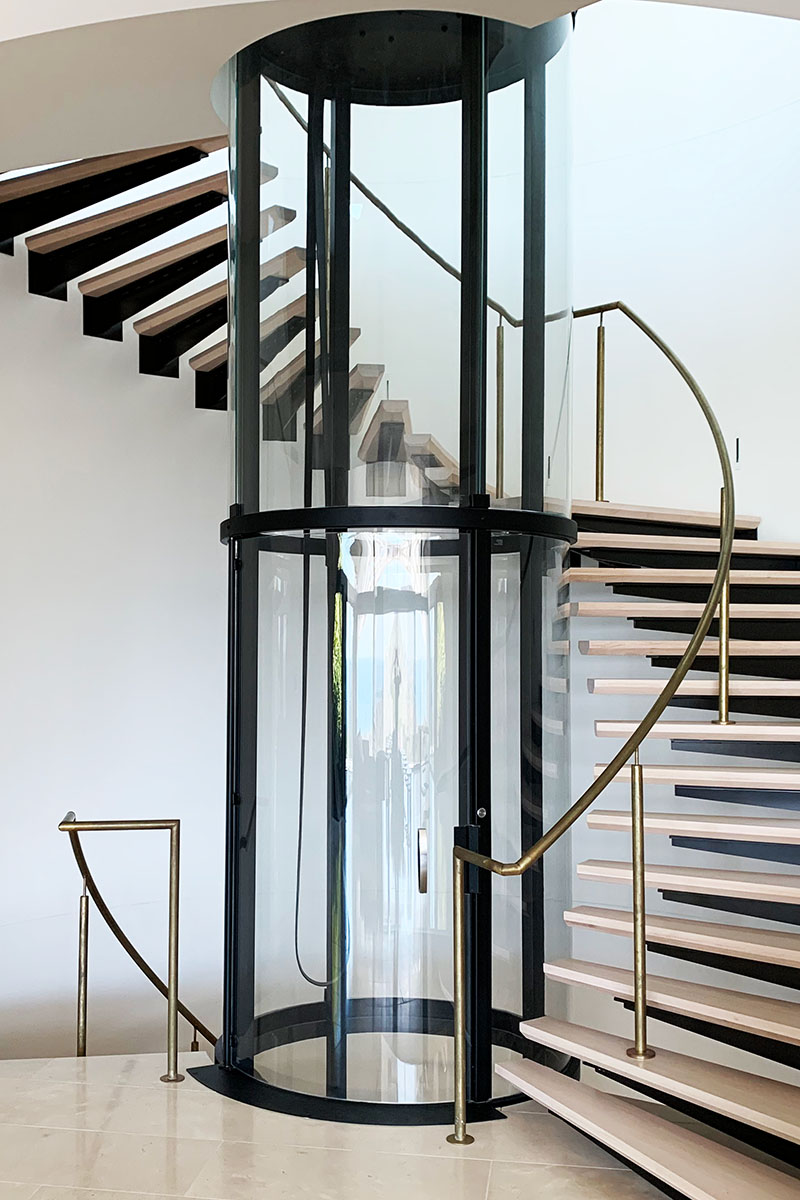 savaria vuelift home elevator round 30 800x1200