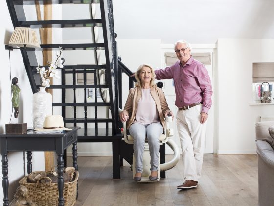 Handicare Freecurve couple stairlift HR scaled