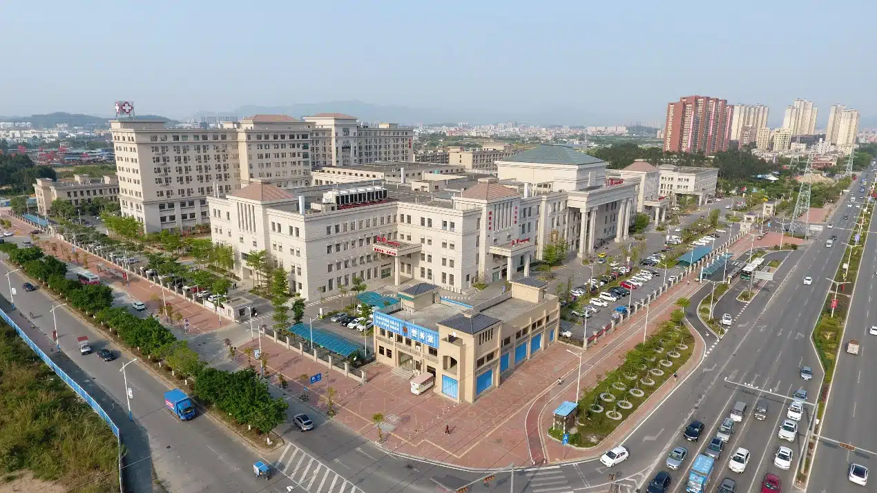 萨瓦瑞亚电动移位机