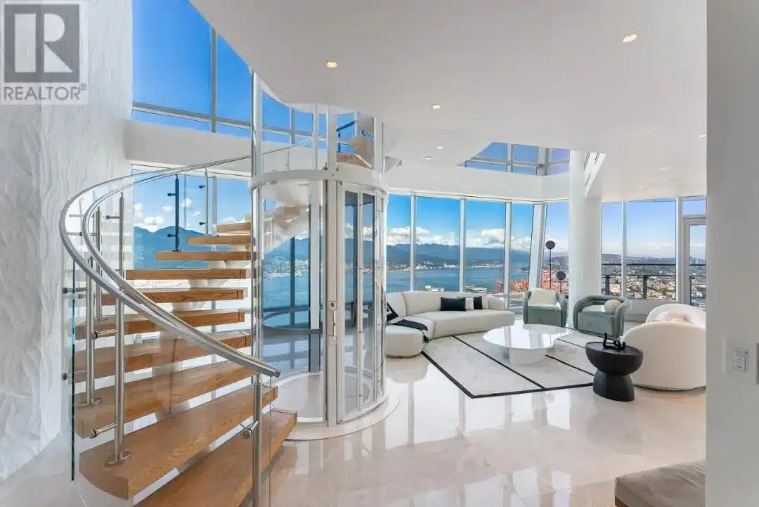 萨瓦瑞亚家用电梯