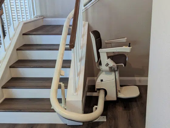 瀚德凯尔座椅电梯图片2