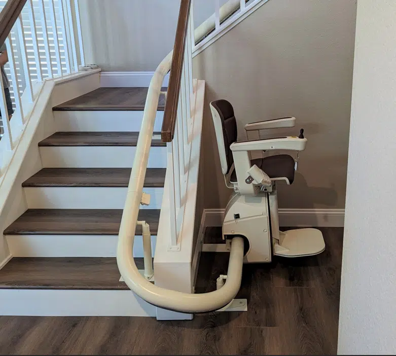 瀚德凯尔座椅电梯图片2