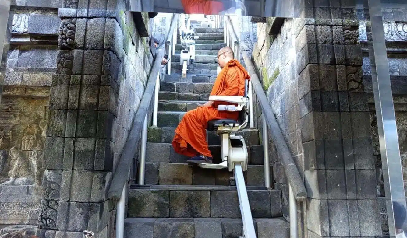 handicare 1100安装在印尼婆罗浮屠