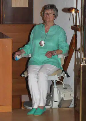 座椅电梯案例 2