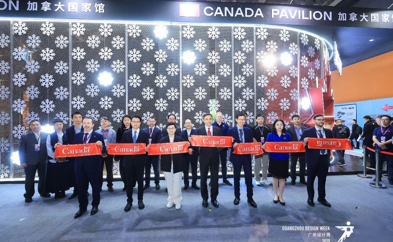 萨瓦瑞亚参加广州设计周