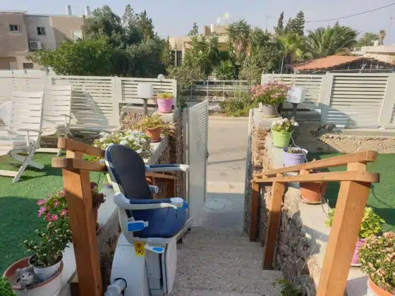 1000户外座椅电梯